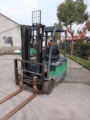 丰田电瓶叉车7FBE15 高效节能的港口装卸搬运解决方案