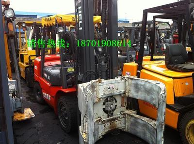 常州TCM二手叉车转让与苏州丰田二手叉车销售 助力港口货物装卸搬运